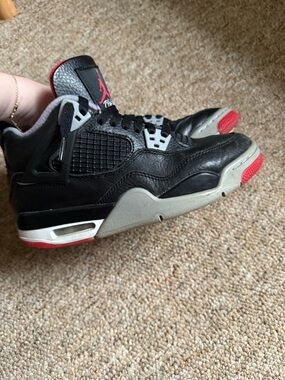 Air Jordan 4 Retro Black/Red Sneakers BREDS
